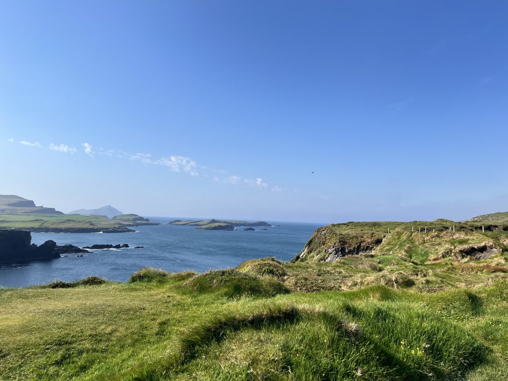 Vue sur les îles Skellig depuis Valentia Island